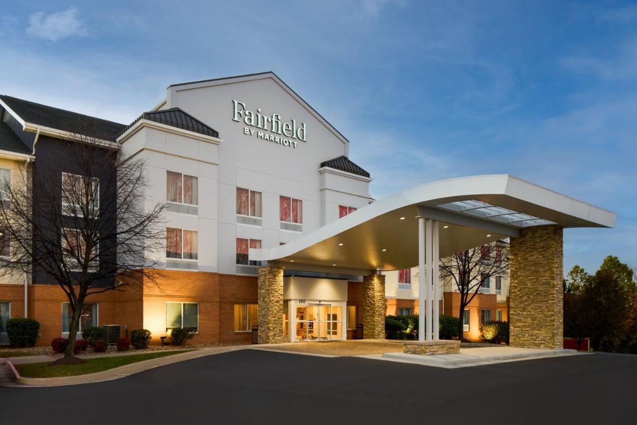 Fairfield Inn And Suites By Marriott Winchester Exterior foto